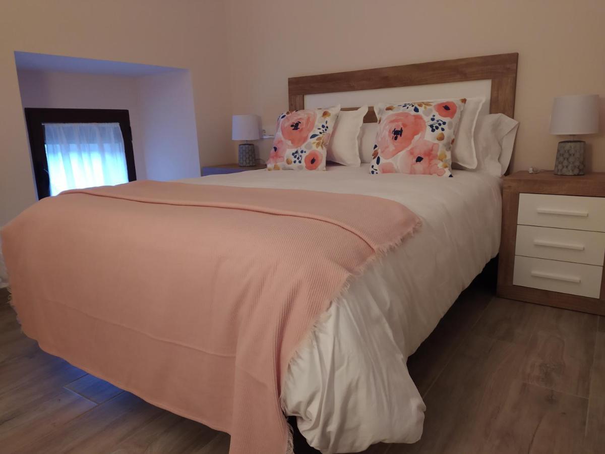 La Lagareta De Olivia Guest House Trevejo Екстериор снимка